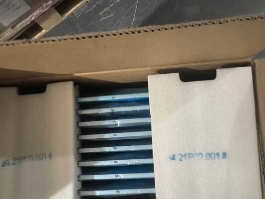 İyi bir fiyat. AUO 21.5 inç Dijital tabela için kullanılan LCD panel P215HVN02.0 1920 * 1080 Piksel 102PPI 3PIN çevrimiçi