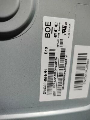 İyi bir fiyat. BOE 43 Inch Gerilmiş LCD Ekranı DV430FHM-NN1 400cd/m2 Parlaklık 1920*1080Pixels Çözünürlük ve 51pin Bağlantısı çevrimiçi
