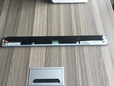 BOE Yüksek Parlaklıkta Gerilmiş LCD Ekran, 300 cd/m² Parlaklık, 1920x132 Piksel Çözünürlük ve 40 Pin LVDS Konektörü